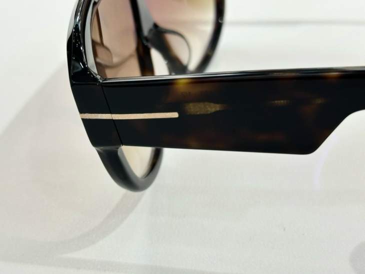 Picture of Tom Ford Sunglasses _SKUfw76704162fw